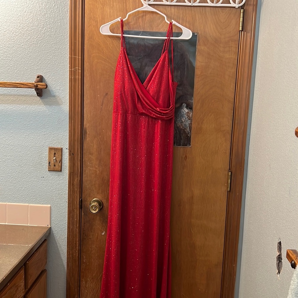Red La Scala dress Size Large - Picture 1 of 3